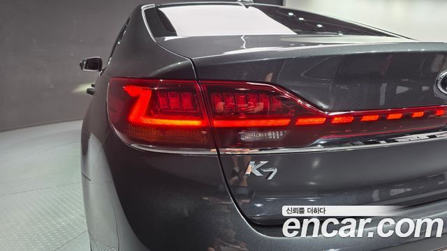 Kia K7 Premier 2.5 GDI Noblesse 2021 — фото 29