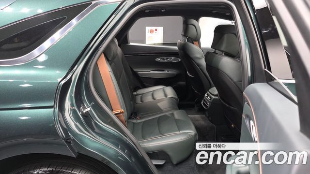 Genesis GV70 2.5T Gasoline AWD 2022 — фото 12