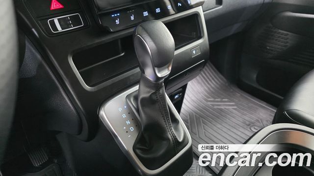 Hyundai Staria Cargo 5-Seater Modern 2022 — фото 9