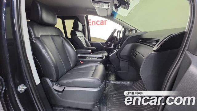 Hyundai Staria Cargo 5-Seater Modern 2022 — фото 10