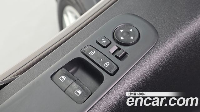 Hyundai Staria Cargo 5-Seater Modern 2022 — фото 13