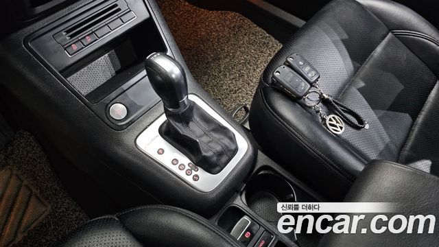 Volkswagen Tiguan 2.0 TDI Comfort 5N 2016 — фото 9
