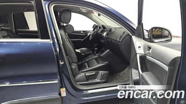Volkswagen Tiguan 2.0 TDI Comfort 5N 2016 — фото 11