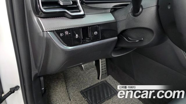 Kia Sportage (V) Gasoline 1.6 Turbo 2WD Prestige 2022 — фото 18