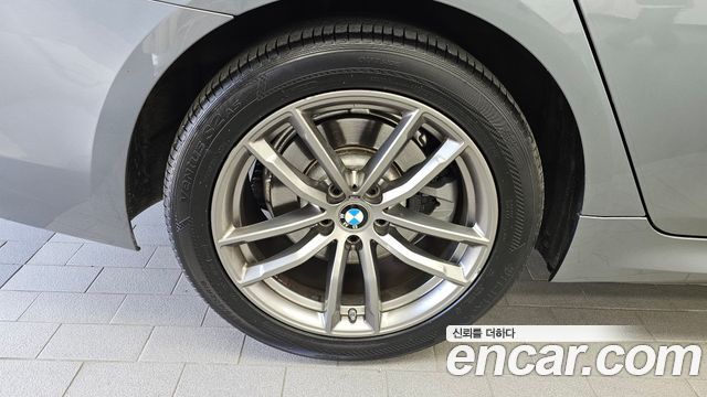 BMW 5 Series (G30) 520d xDrive M Sport Package Plus 2018 — фото 5