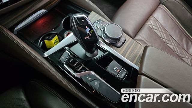 BMW 5 Series (G30) 520d xDrive M Sport Package Plus 2018 — фото 9