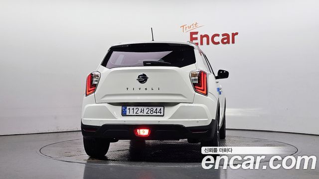 KG Mobility (SsangYong) Very New Tivoli Gasoline 1.5 2WD V3 2022 — фото 4