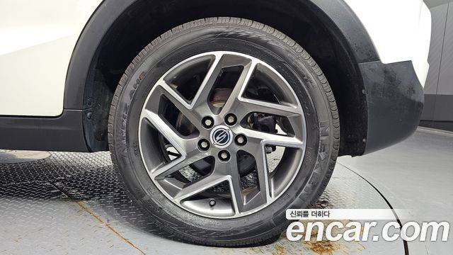 KG Mobility (SsangYong) Very New Tivoli Gasoline 1.5 2WD V3 2022 — фото 21