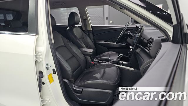 KG Mobility (SsangYong) Very New Tivoli Gasoline 1.5 2WD V3 2022 — фото 26