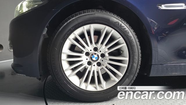 BMW 5 Series (F10) 520d xDrive 2015 — фото 5