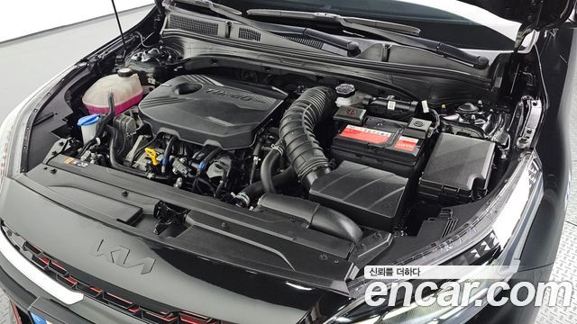 Kia K3 (II) 1.6 Turbo GT 5Door Signature 2022 — фото 6