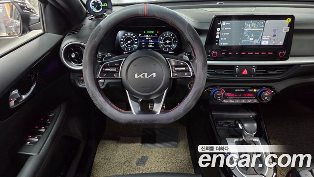 Kia K3 (II) 1.6 Turbo GT 5Door Signature 2022 — фото 22
