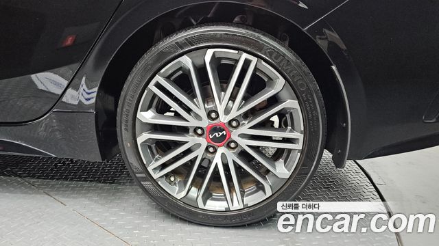 Kia K3 (II) 1.6 Turbo GT 5Door Signature 2022 — фото 27