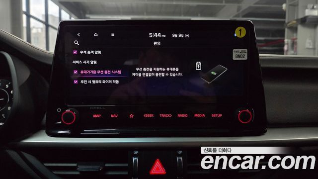 Kia K3 (II) 1.6 Turbo GT 5Door Signature 2022 — фото 41