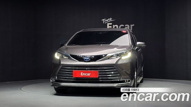 Toyota Sienna (IV) 2.5 Hybrid AWD 2024 — фото 3