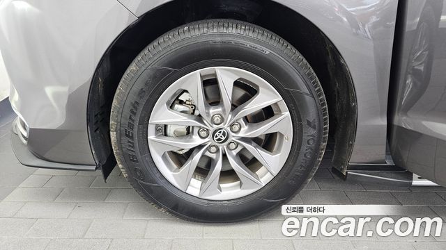 Toyota Sienna (IV) 2.5 Hybrid AWD 2024 — фото 5