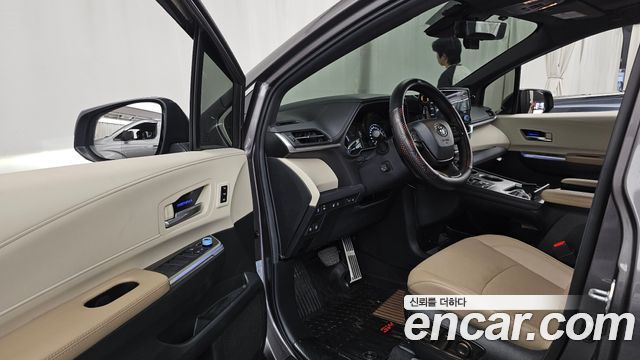 Toyota Sienna (IV) 2.5 Hybrid AWD 2024 — фото 10