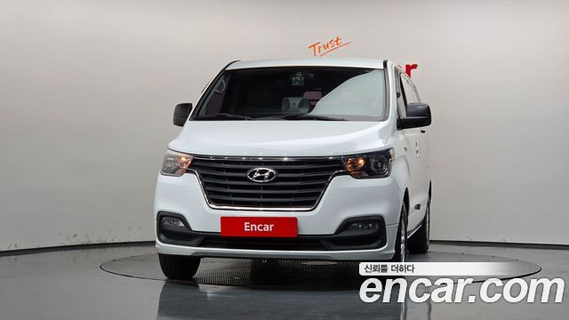 Hyundai Grand Starex Van 3-Seater Smart 2019 — фото 3