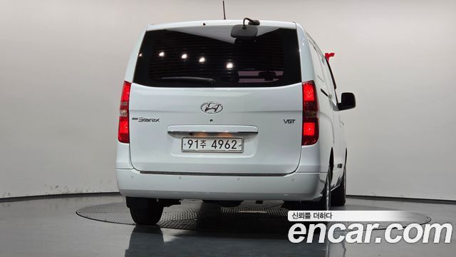 Hyundai Grand Starex Van 3-Seater Smart 2019 — фото 4