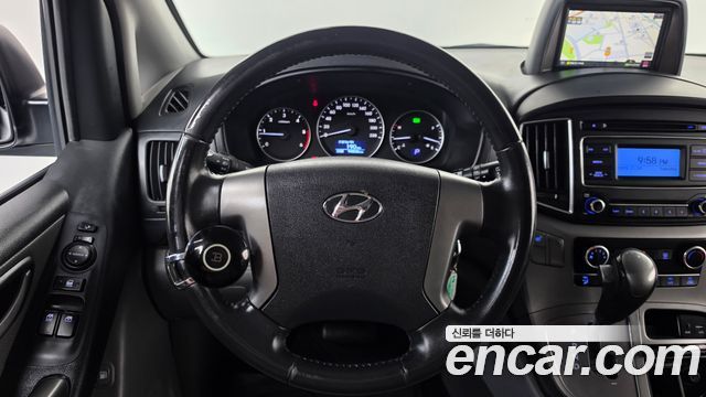 Hyundai Grand Starex Van 3-Seater Smart 2019 — фото 13