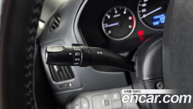 Hyundai Grand Starex Van 3-Seater Smart 2019 — фото 15