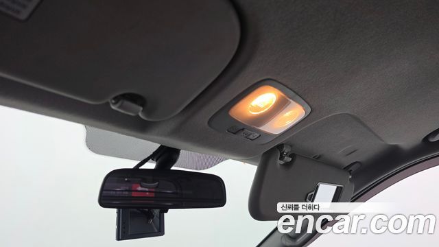 Hyundai Grand Starex Van 3-Seater Smart 2019 — фото 19