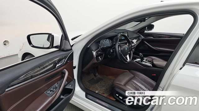 BMW 5 Series (G30) 530d Luxury Plus 2018 — фото 10