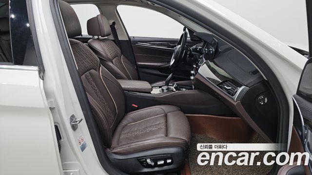 BMW 5 Series (G30) 530d Luxury Plus 2018 — фото 11