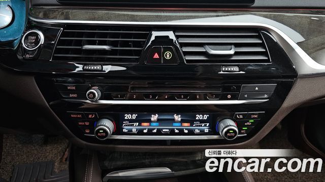BMW 5 Series (G30) 530d Luxury Plus 2018 — фото 18