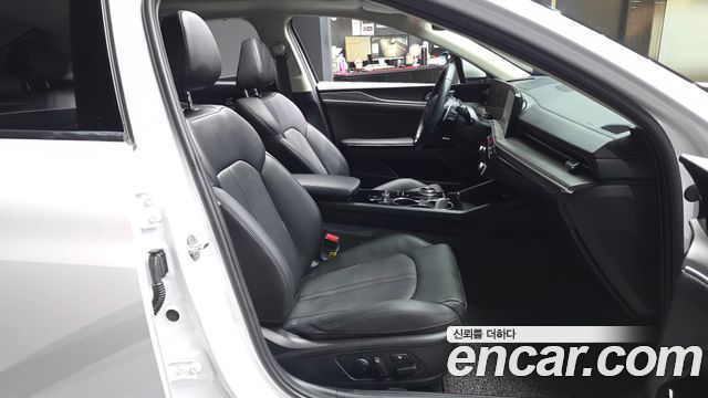 Kia K5 (III) 2.0 Noblesse 2024 — фото 11