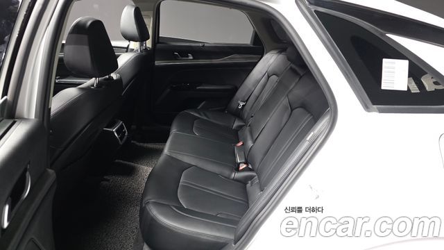 Kia K5 (III) 2.0 Noblesse 2024 — фото 26