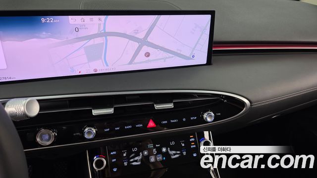 Genesis GV70 2.5T Gasoline AWD 2025 — фото 13