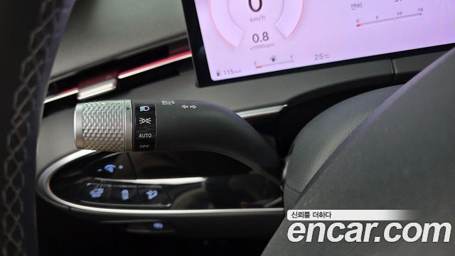 Genesis GV70 2.5T Gasoline AWD 2025 — фото 33