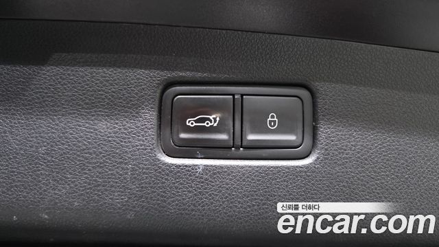 Genesis GV70 2.5T Gasoline 2WD 2022 — фото 33