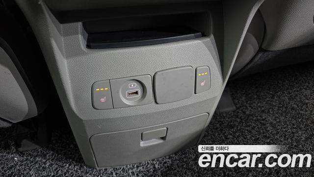 Kia Carnival 9-Seater Luxury 2019 — фото 27