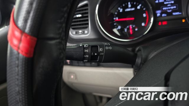 Kia Carnival 9-Seater Luxury 2019 — фото 29