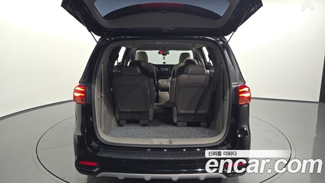 Kia Carnival 9-Seater Luxury 2019 — фото 31