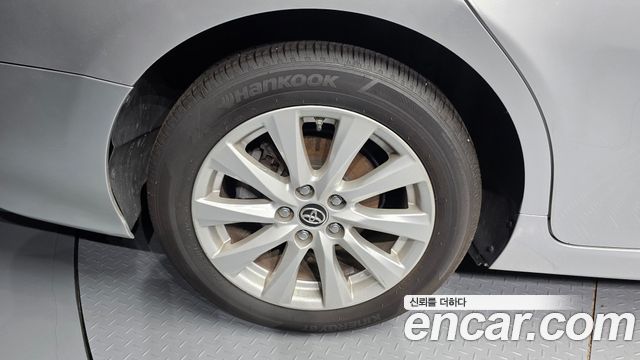 Toyota Camry (XV70) 2.5 LE Hybrid 2019 — фото 5