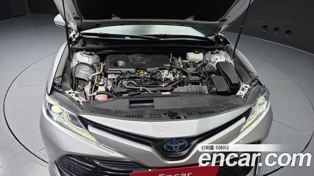 Toyota Camry (XV70) 2.5 LE Hybrid 2019 — фото 6