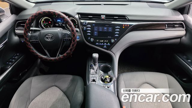 Toyota Camry (XV70) 2.5 LE Hybrid 2019 — фото 7
