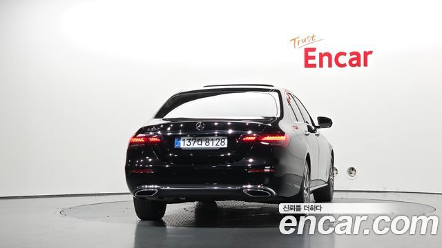 Mercedes-Benz E-Class (W213) E250 Avantgarde 2021 — фото 4