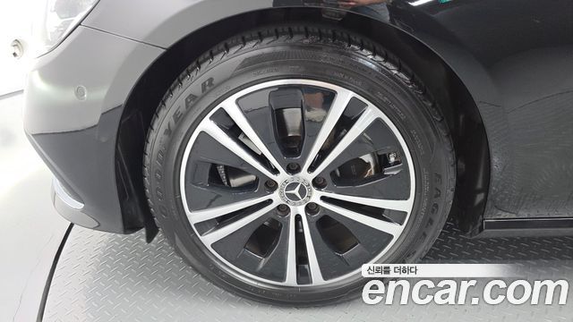 Mercedes-Benz E-Class (W213) E250 Avantgarde 2021 — фото 5