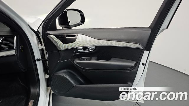Volvo XC90 (II) T8 R-Design Hybrid 2021 — фото 24