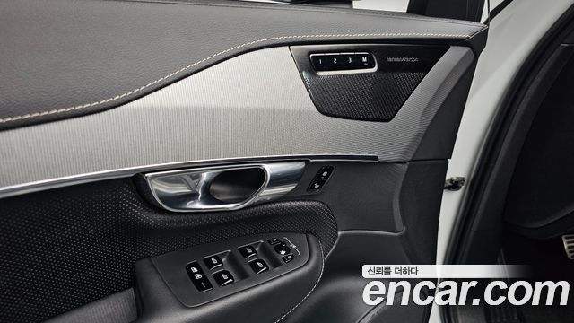 Volvo XC90 (II) T8 R-Design Hybrid 2021 — фото 33