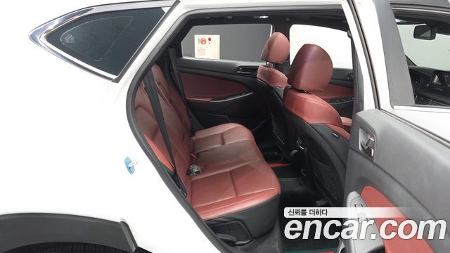 Hyundai Tucson Diesel 2.0 2WD Inspiration 2020 — фото 12