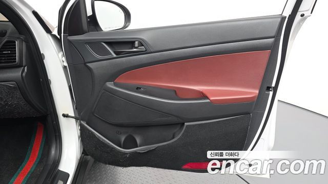 Hyundai Tucson Diesel 2.0 2WD Inspiration 2020 — фото 24