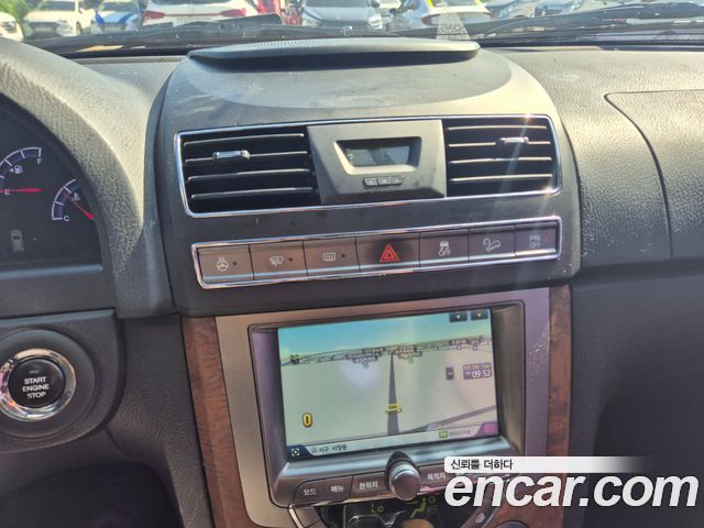 KG Mobility (SsangYong) Rexton W 2.0 4WD RX7 Luxury 2016 — фото 16