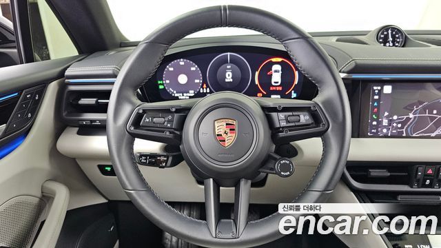 Porsche Macan EV Base 4 2025 — фото 17