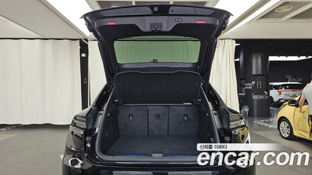 Porsche Macan EV Base 4 2025 — фото 24