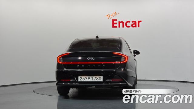 Hyundai Sonata (DN8) 2.0 Premium Plus 2022 — фото 4